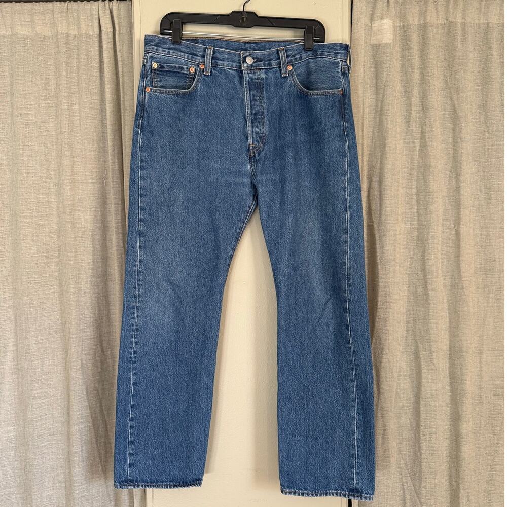 Levi’s 501 Button Fly Jeans | 34x30 | Straight Leg Fit